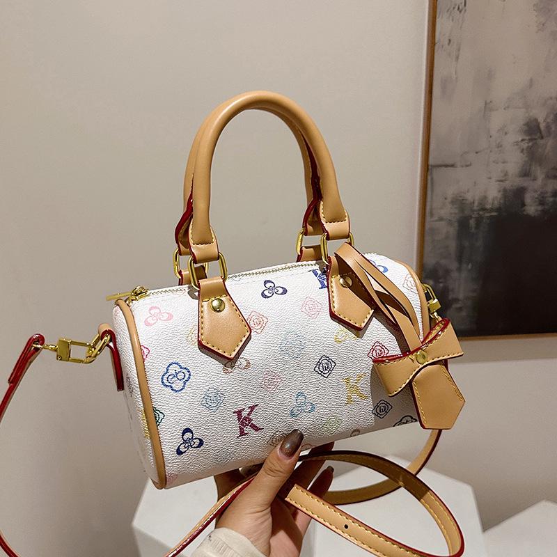 

2025 Trendy Boston Handbag: Lightweight Luxury Single Shoulder/Crossbody with Stylish Print for Women