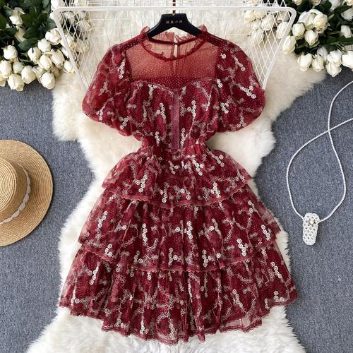 

Летнее кружевное платье с цветочной вышивкой и пузырьковыми рукавами для женщин, модное платье с тонкой талией, женское платье трапециевидной формы для вечеринки в стиле ретро One Size красный