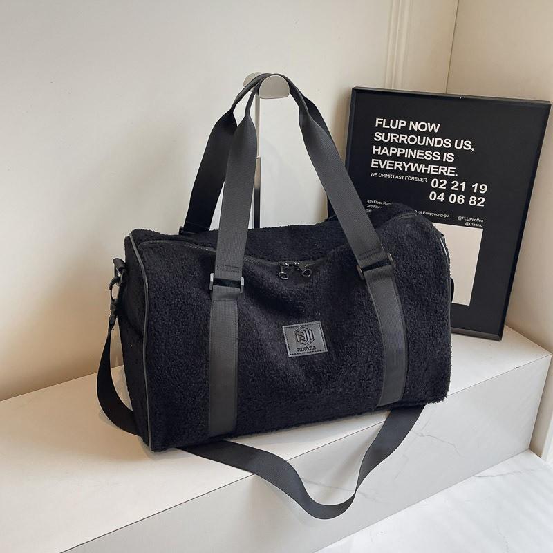 

Plush Dry Wet Separation Fitness Bag Yoga High-value Business Travel Single-shoulder Cross-section Luggage one size чорний