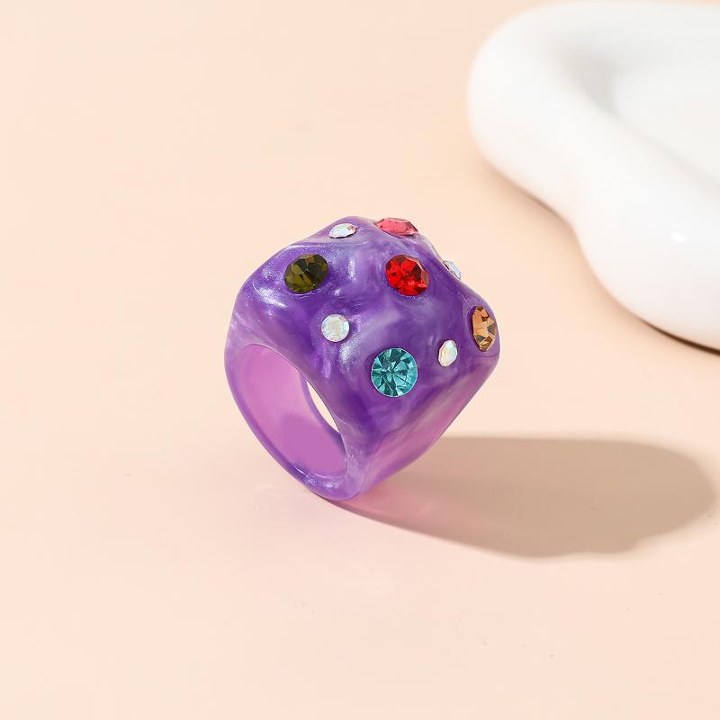 Trendy Minimalist Colored Resin Ring With Vintage Bright Diamonds Irregular Personality Geometric Rings Jewelry Accessories Gift