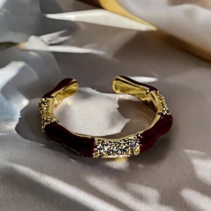 Blind Box Paar, Pfirsichblüten Tropföl Schmetterlingsring, Mittelalterliches Französisches Retro Nischendesign, Leichter Luxusring für Frauen