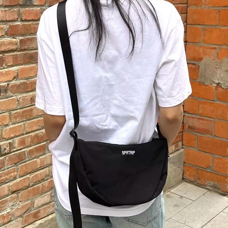 

Versatile Crossbody Dumpling Bag Simple and Large-capacity Backpack Casual and Commuting Single-shoulder Bag жовтий