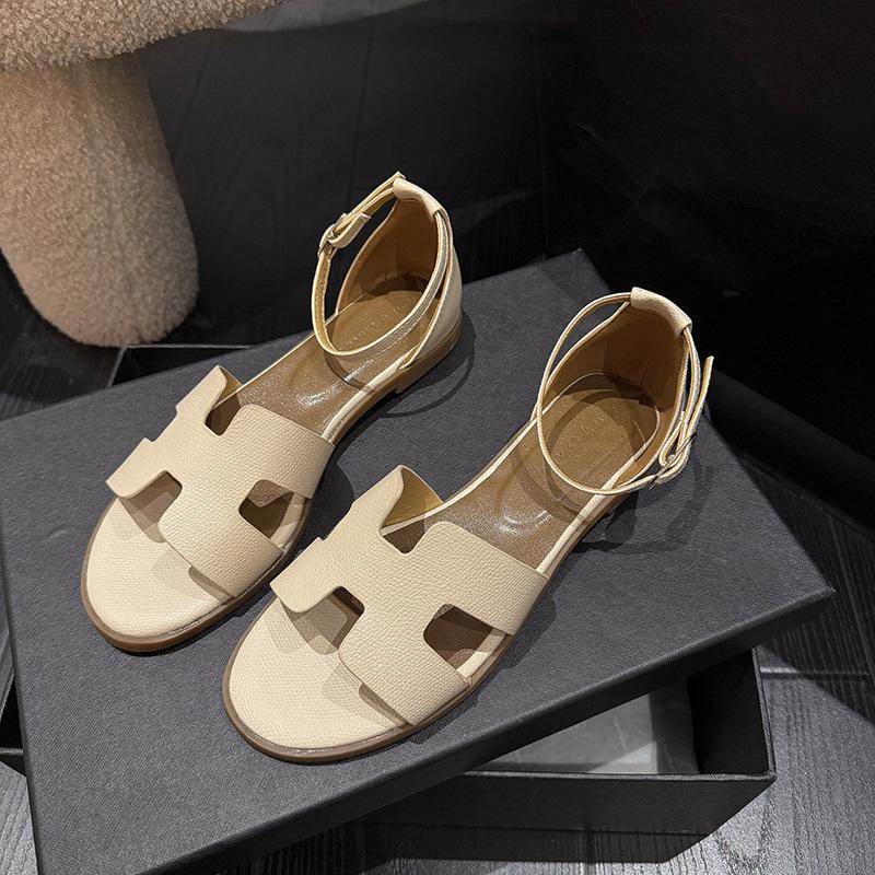 Sandale de vară pentru femei 2025 Noi Sandale subțiri pentru femei, de exterior, cu talpă plată, de student, de plajă, romane, versatile, cu stil de zână