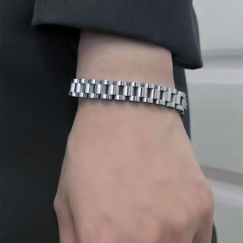 Stainless Steel Bracelet with Strap - High-end, Fashionable, Retro, Versatile Hand Jewelry for Both Men and Women