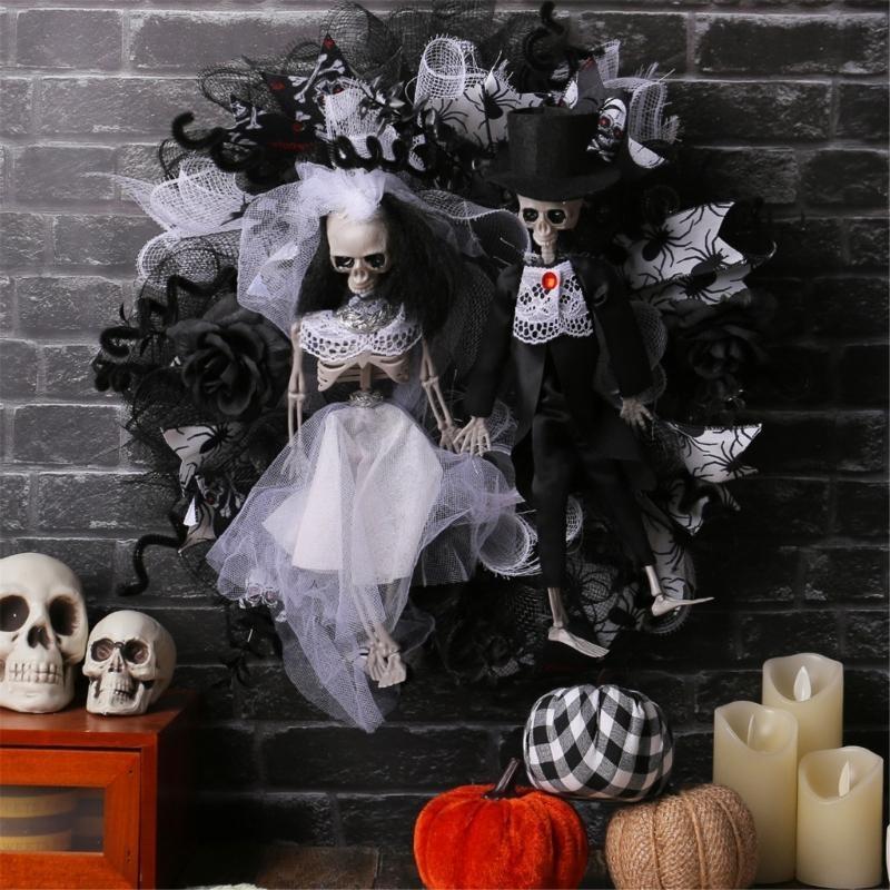 652F Halloween Plastic Wreath for Door House Decorative Wreath Door Decors Halloween Skull Couple Wreath Accessories
