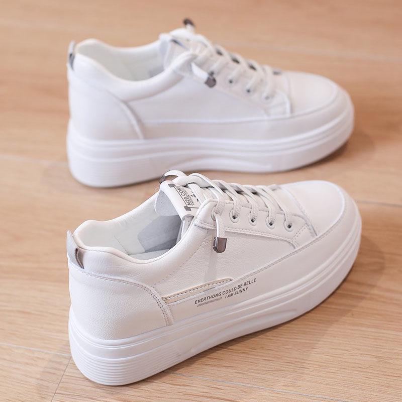 

Женские белые слипоны с невидимой платформой - на толстой подошве, универсальные для весны и осени 35 (Size up recommended)