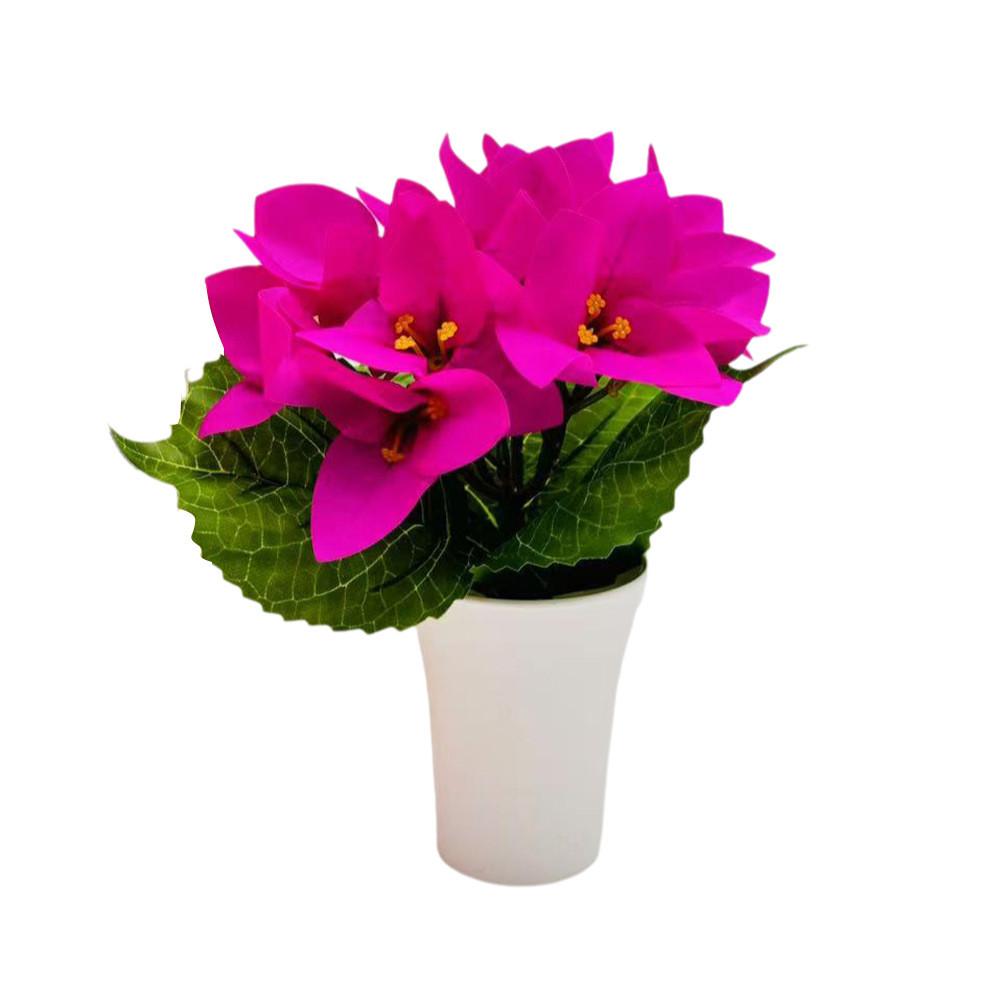 Triangulär rosplanta konstgjord grönska med formsprutad hantverk för vardagsrum och evenemangsbruk