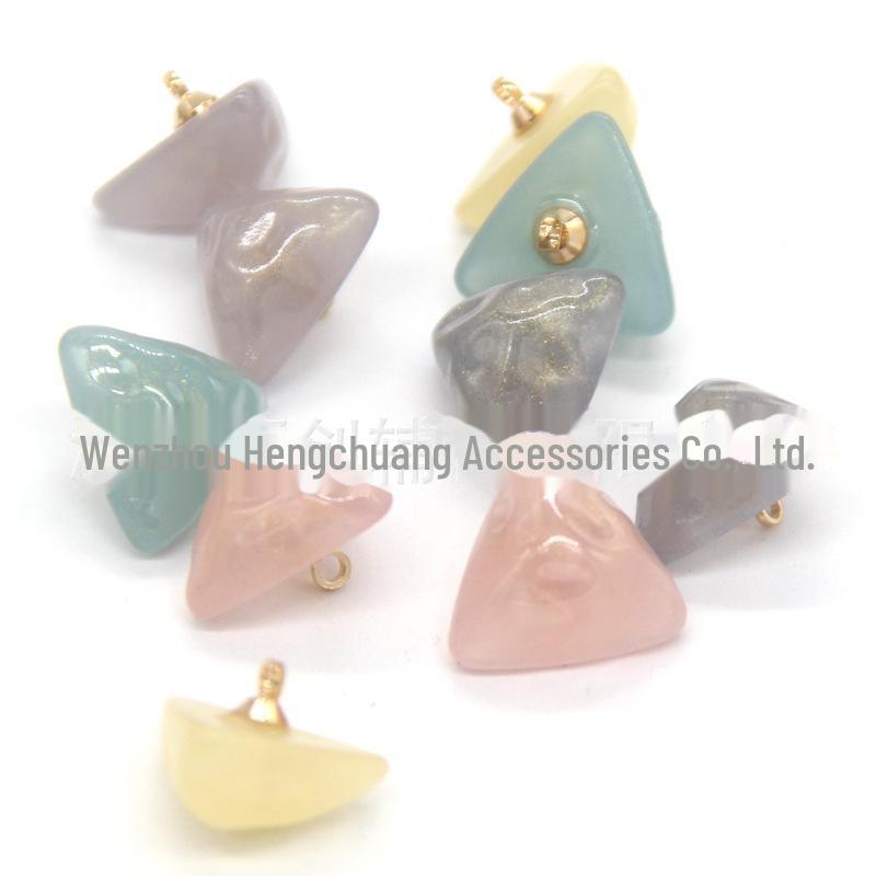 Hengchuang Gold Triangular Pearl Button High-Leg Children's Sweater