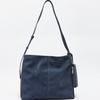 A Large-capacity Fashionable Tote Bag for Spring and Summer A Trendy Off-the-shoulder Bag for Commuting To Work