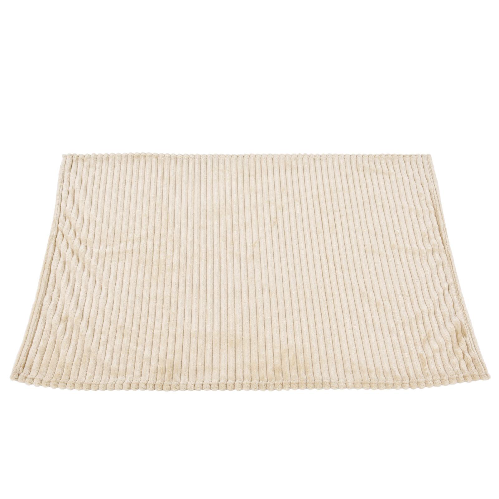 

Flannel Throw Blanket Plush Fluffy Light Breathable Fine Workmanship Stylish Simple Soft BlanketBeige бежевий