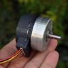 Sıfır Japonya Nidec 24 Saat Fırçasız Servo Motor DC 12V Dahili Sürücü PWM Hız Kontrolü 100 Satır Kodlayıcı