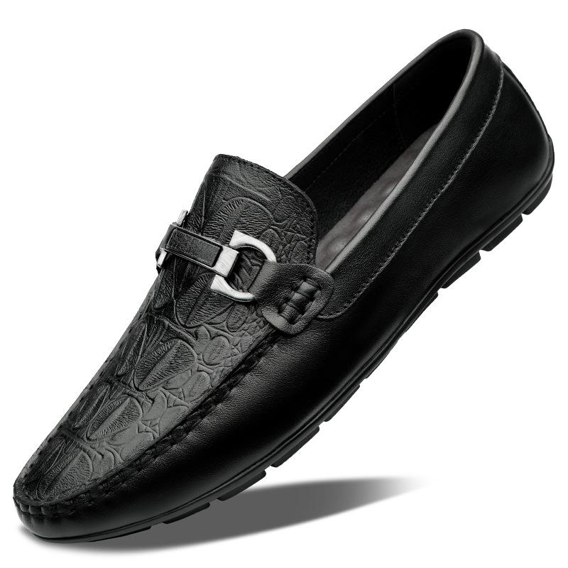 The first layer of cowhide is one pedal, lazy beanie shoes, men's British casual leather shoes, breathable business large size shoes are comfortable