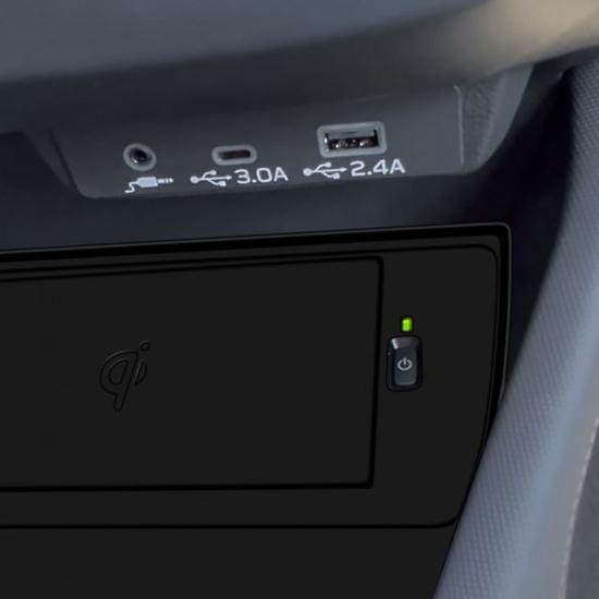 Black Non Slip Design Wireless Charging Silicone Pad for Subaru Forester 2025+