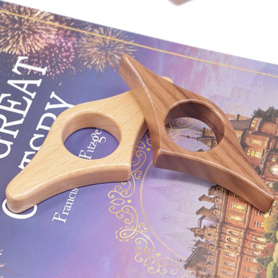 Wooden Thumb Book Holder Ergonomic One-Handed Page Clip for Reading Solid Wood Finger Ring Portable Desktop Reading Gadget Unique Gift for Book Lovers