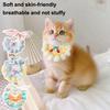 Gestricktes Katzen Lätzchen Verstellbar Niedliches Haustier Lätzchen Weiches Atmungsaktives Haustier Lätzchen mit Schleife Blume für Katzen Und Kleine Hunde Foto Requisite