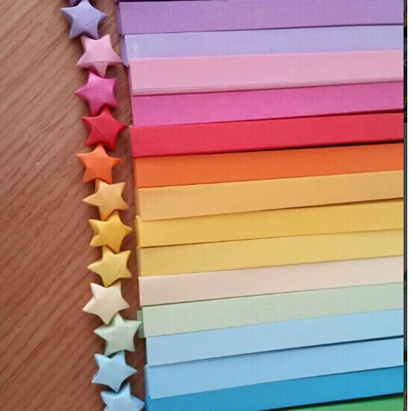 Origami Lucky Star Stuhy Barvy Proužky Skládací Sada Papíru Štěstí Hvězda Dekorace Hvězda Přání Pro Děti (Náhodná barva)