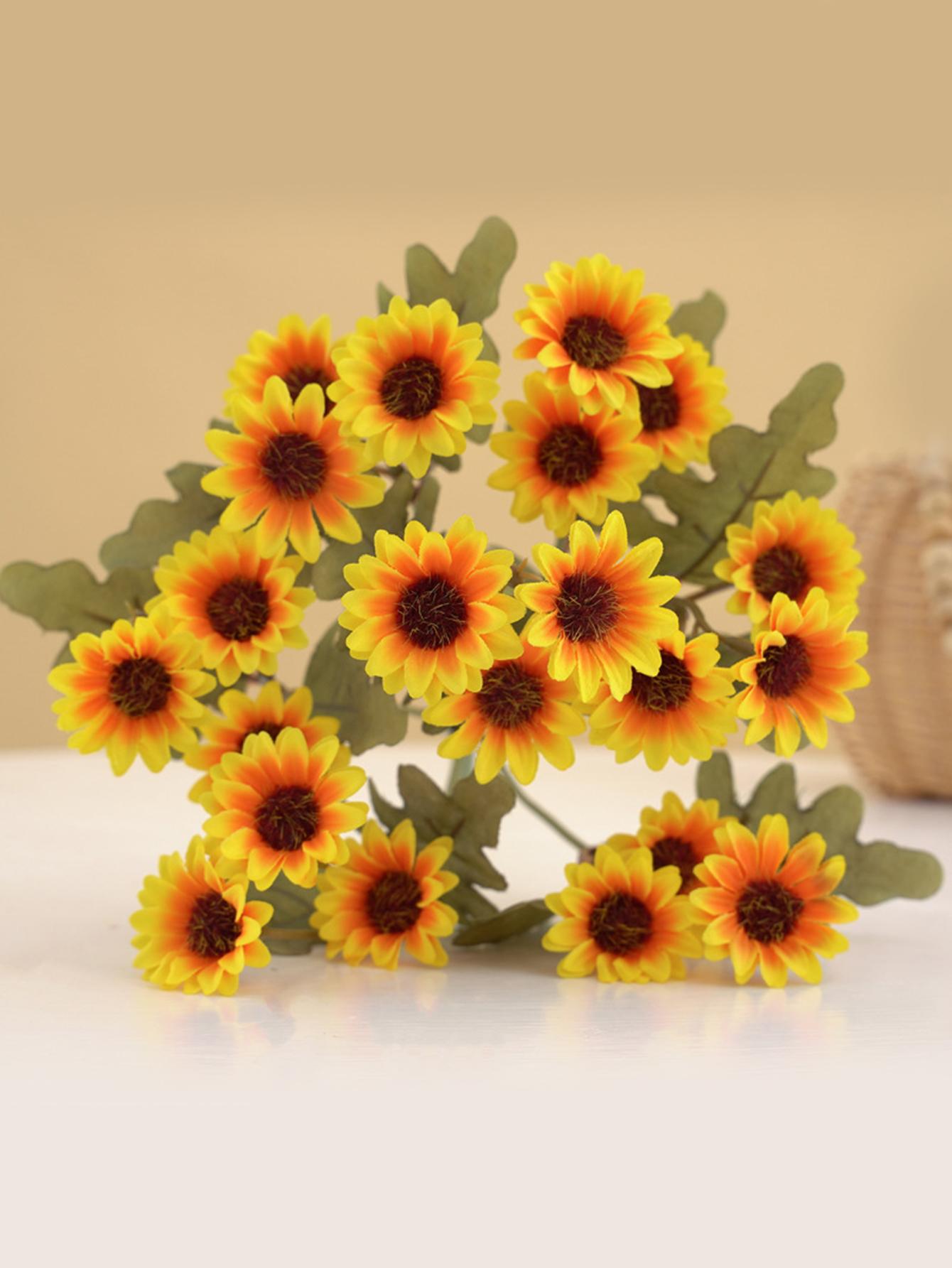 

2/5PC Artificial Flowers Small Daisy Autumn Vase Wedding Home Christmas Decoration DIY Box Chrysanthemum Arrangement Accessories 2pcs жовтий