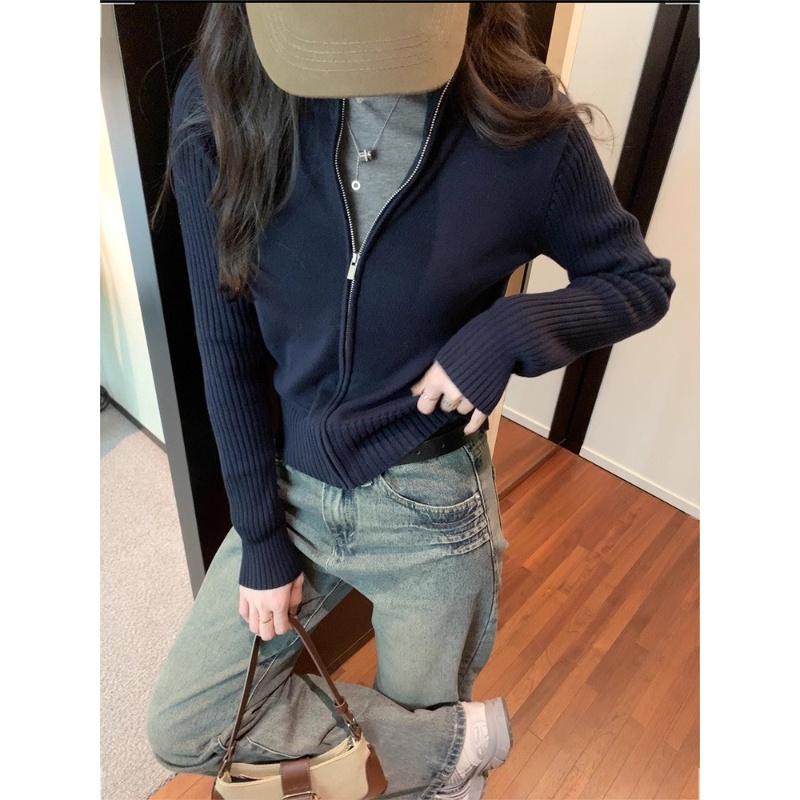 Long-sleeved High-neck Knitted Cardigan Top, A New Slimming Short Stand-up Collar Zipper Sweater Coat for Women In Autumn and Winter