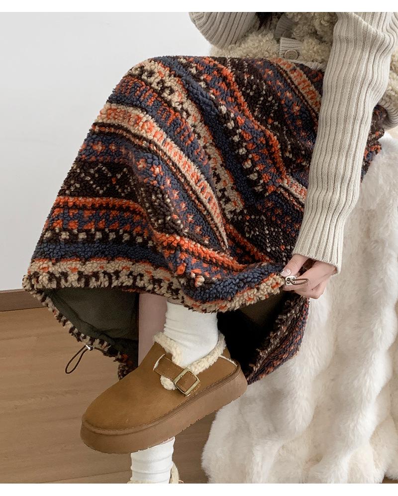 Retro Fair Isle Fleece Women's Mid-Length Lantern Skirt - Ethnic Style, Drawstring Hem, Two-Way Wear for Autumn/Winter