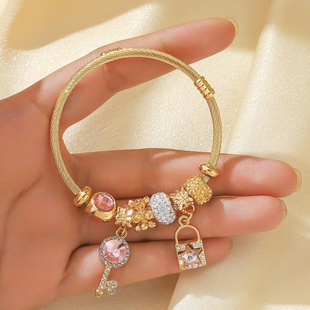 1PC Women's Fashion Pan Family Multi Element Beaded Key Lock Bracelet Bracelet Date Travel Banquet Party Festival Dressing Gift