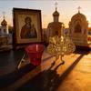 Gold Plated Orthodox Catholic Vigil Lamp with Cross Carvings and Red Glass Cup for Church Liturgy Home Altar Devotion Christian
