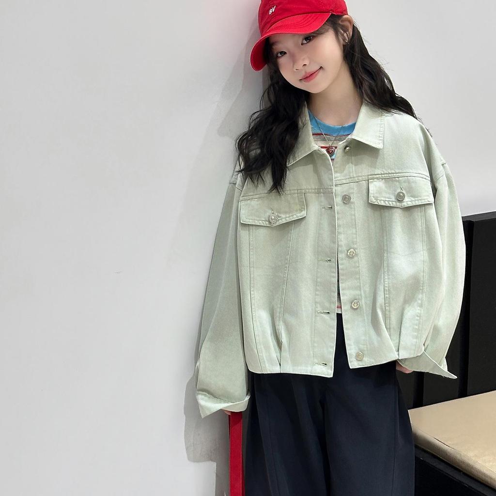 2026 Girls' Spring Denim Jacket: New Loose Versatile Short Top for Spring/Autumn