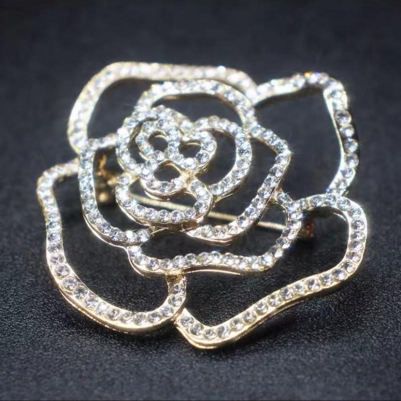 Matte Gold Pearl Wheat Ear Corsage Brooch for Women - High-End Versatile Pin with Anti-Exposure Design