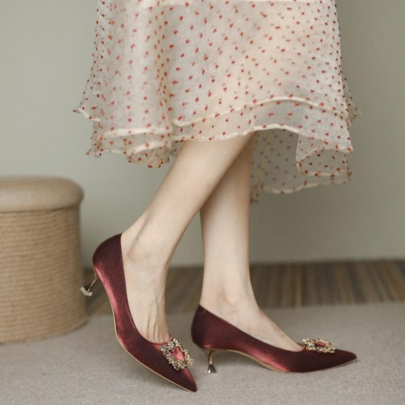 Silk Stiletto Single Shoes Fashion Pointed Toe Shallow Mouth Metal Buckle Slip-on Non-Slip High Heels