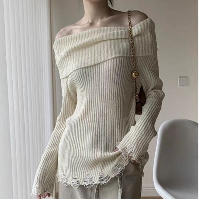 Un Haut Tricoté Élégant à Une Épaule et Manches Longues Déchiré pour Femmes dans un Style Automnal Décontracté et Jeune