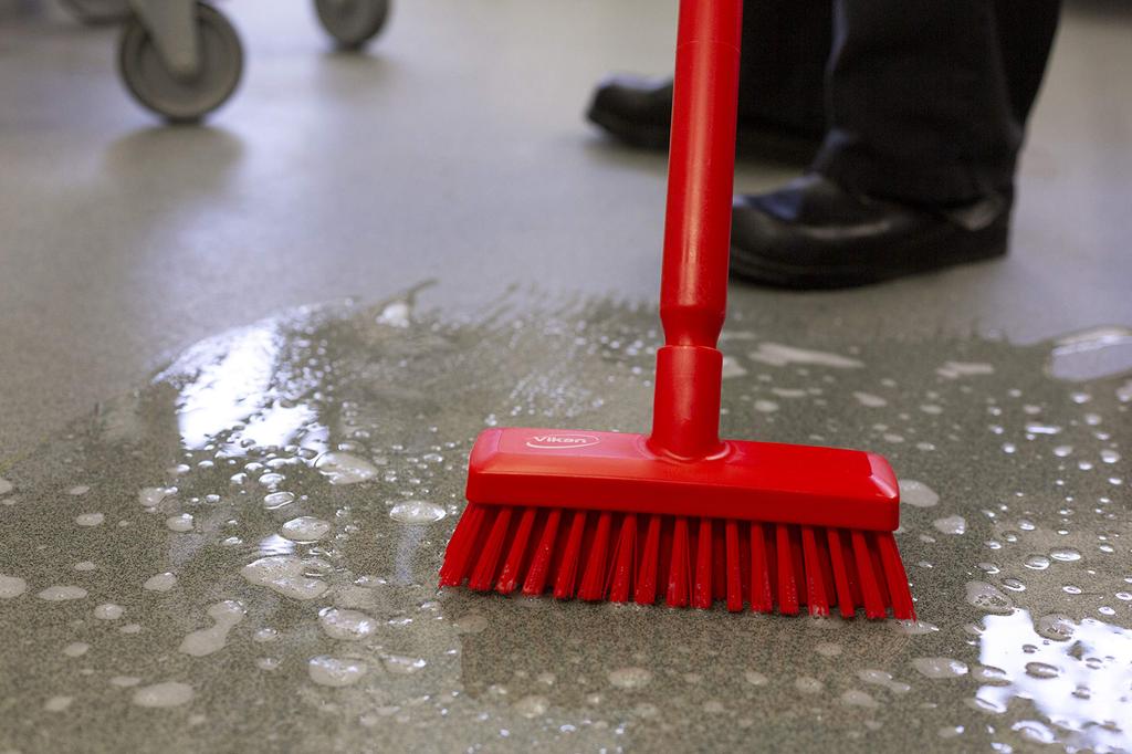 Kyowa Clean HACCP Compliant Cleaning Brush Vikan Compact Deck Brush 70425 White 200 X 60 X 120 X W X (L H)