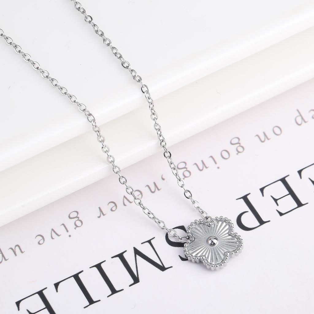 Metal Laser Five Leaf Flower Bracelet Necklace Earrings Zircon Set Classic For Woman Stainless Steel Zircon Daily Wear Clover