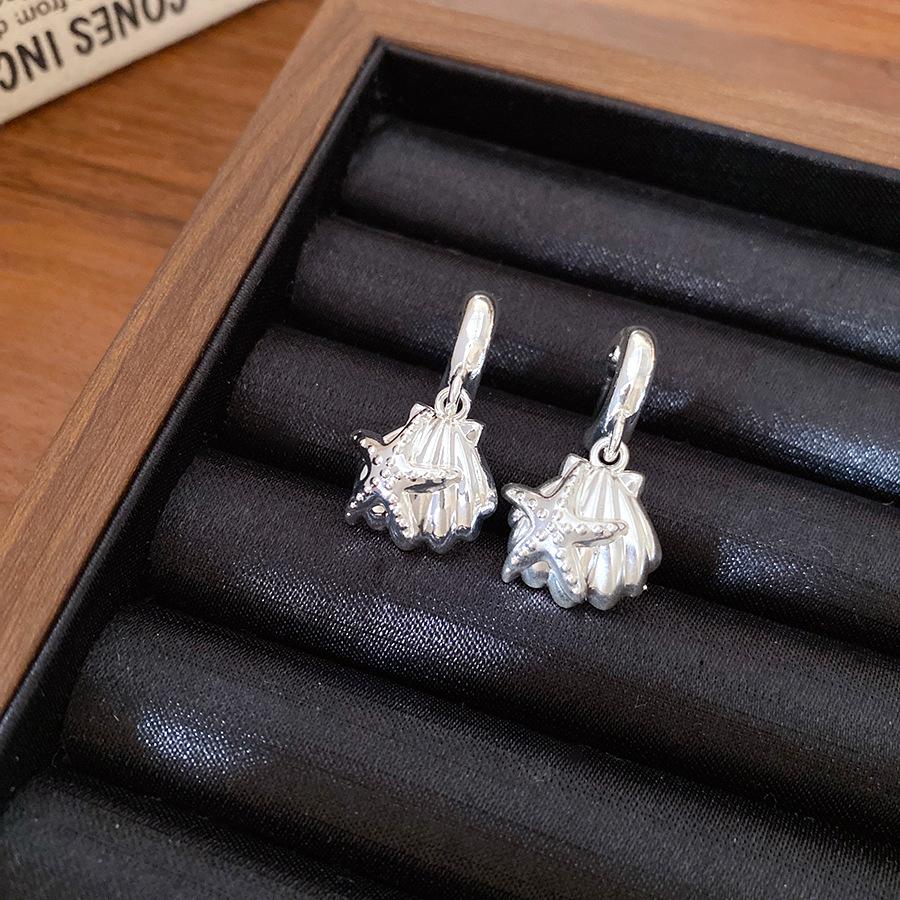 Silver Needle with Diamonds, Resin Star C-shaped Stud Earrings, Japanese and Korean Ins Sweet and Delicate Earrings, Niche High-end Earrings.