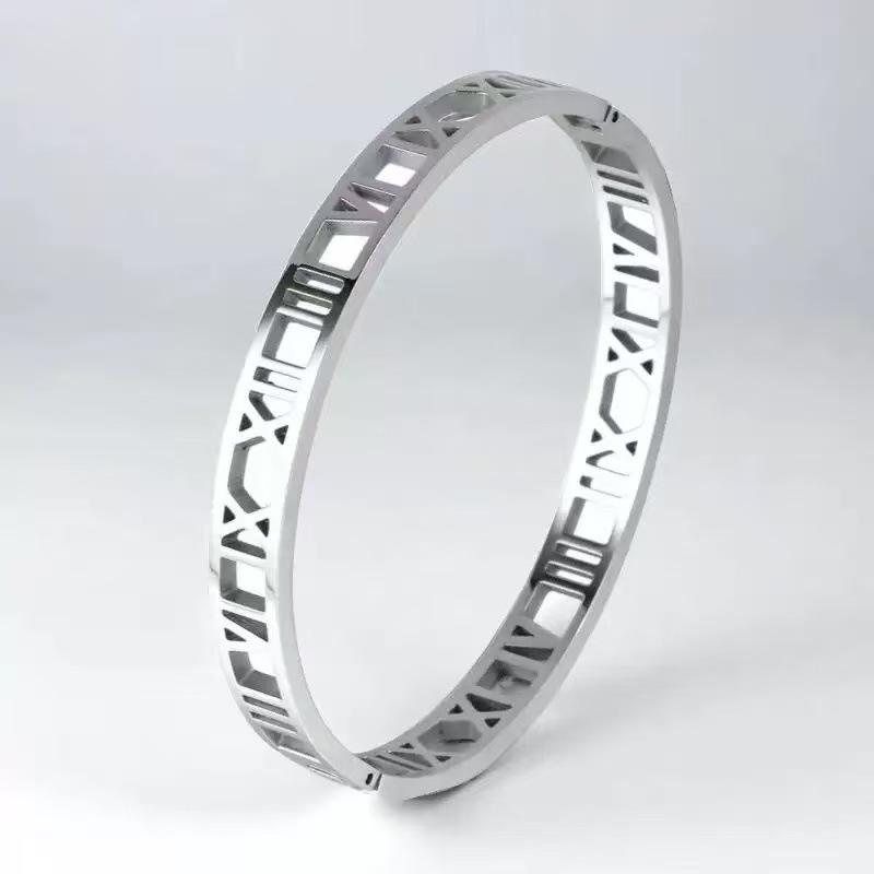 European and American Titanium Steel Roman Numeral Women s Fashion Bracelet - Non-fading Stainless Steel Jewelry.
