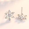 Silver Plated Snowflake Charm Earrings For Women Christmas Gift Fashion Crystal Zircon Stud Earrings Girls New Year Jewelry Gift