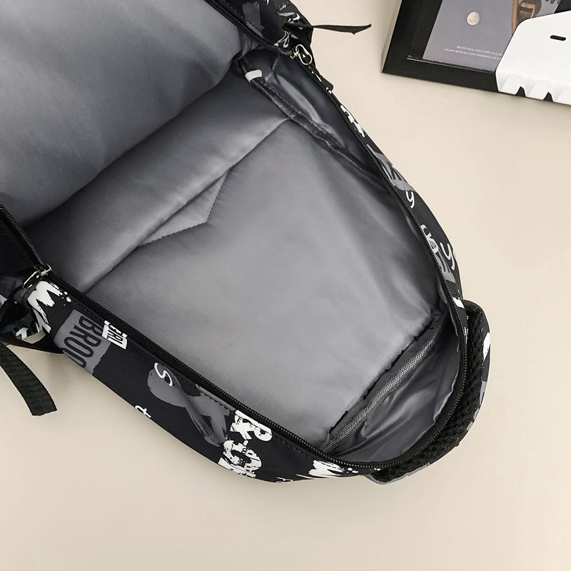 Large Capacity Student Backpack Graffiti Print Campus Backpack Men Lightweight Couple Backpack