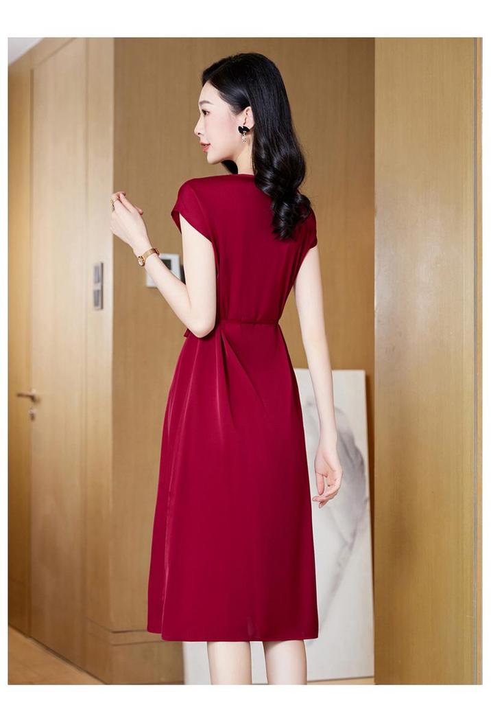 Elegant 2026 Mulberry Silk A-line Midi Dress - Fashionable Round Neck Design