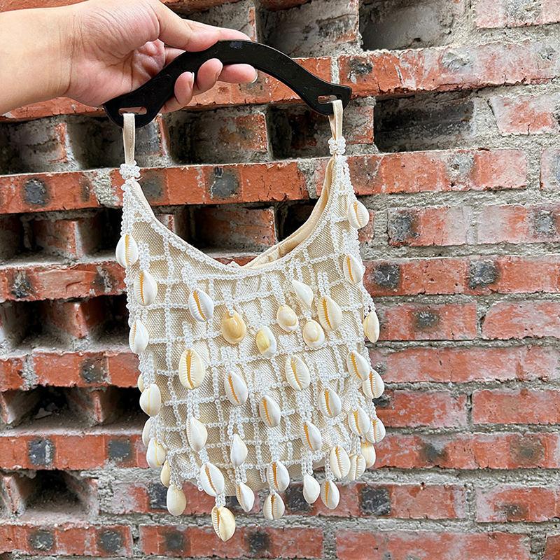 

Handmade Shell Handbag Woven Bucket Bag Wooden Handle Bag Tassel Embroidery Hobo Shoulder Evening Clutch Bag