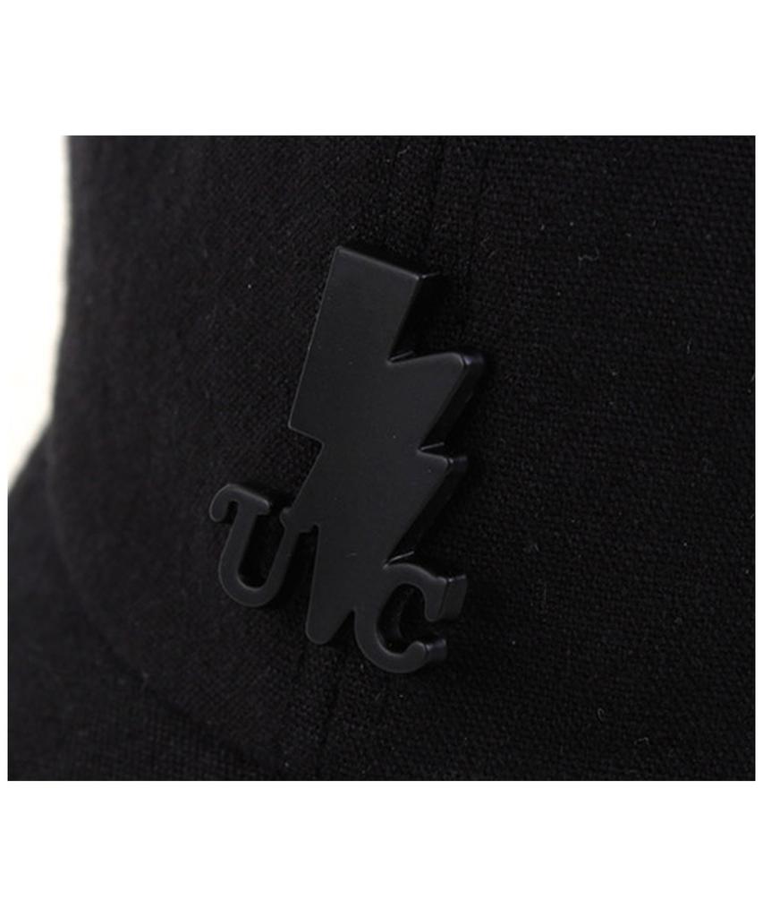 Yunibeosyeolkemiseuteuli Black Short Brim Ballcap