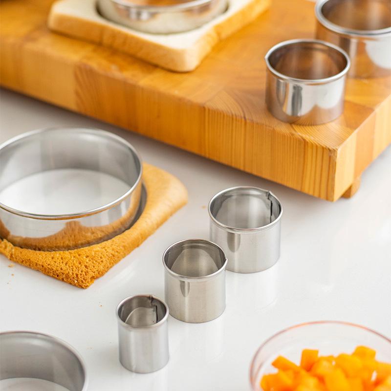 14pcs stainless steel round baking Mu Si circle ta cake mold set 14-piece stainless steel biscuit mold.