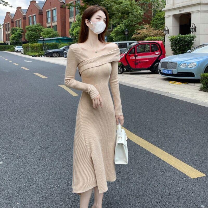 Slant shoulder knitted dress women's autumn wear new temperament Muse fan with coat inside sweater skirt