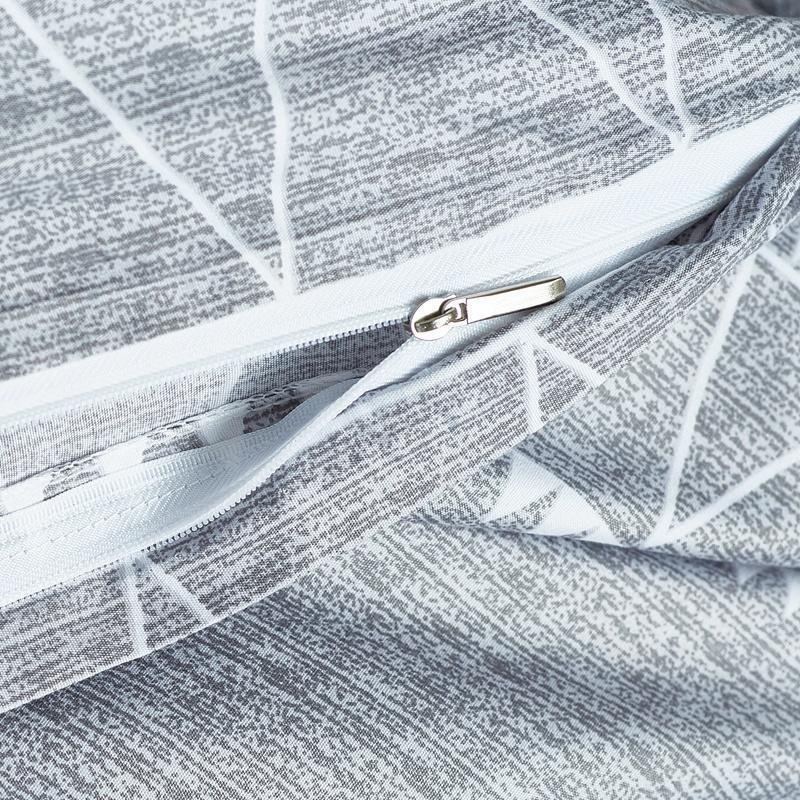 Printed Three-Piece Bedding Set: Quilt Cover and Bed Sheet