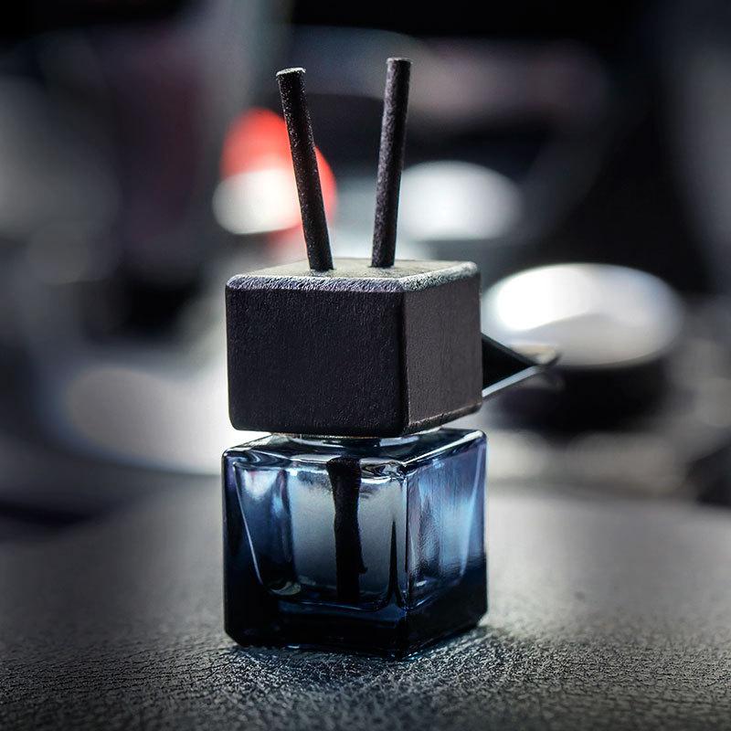 8ml Car Decoration Square Car Hanging Glass Bottle Air Freshener Empty Bottle Aromatherapy Ornament Pendant Diffuser