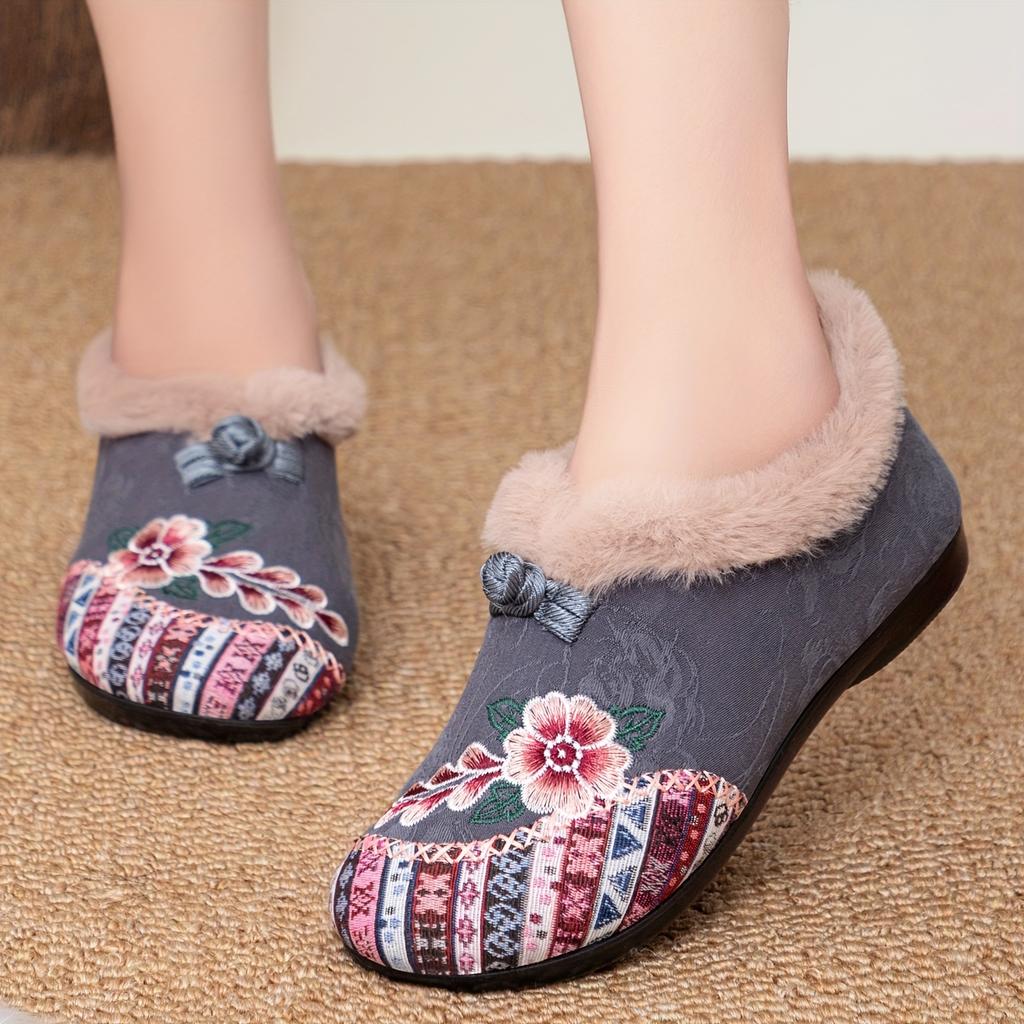 Women's Plush Winter Slippers with Floral Lace-Like Pink & White Pattern - Cozy House Shoes, Plush & Sole, Soft Fabric Upper for Indoor - Warm Booties