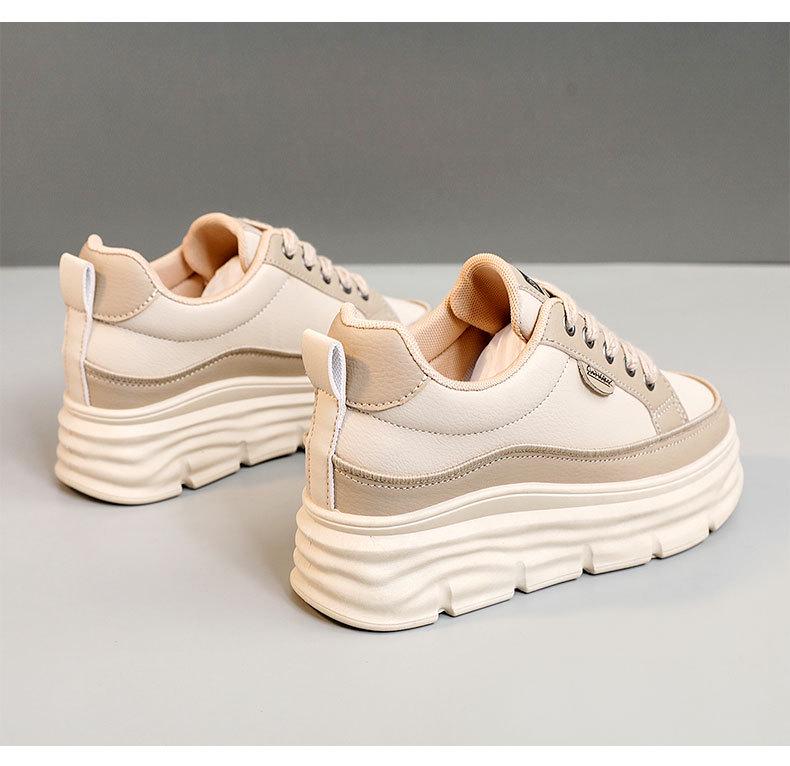 Women's W3672 Color-Block Sneakers 2024: Breathable, Thick-Soled, Wear-Resistant Shoes for Summer and Autumn.