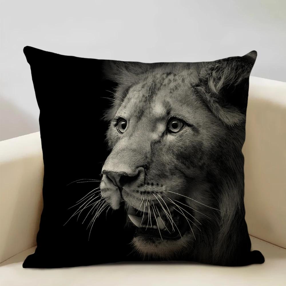 Animal Portrait Cushion Cover,Lion, Tiger, and Bear Patterns,Home Sofa Decorative Throw Pillow Case Perfect Children's Gift