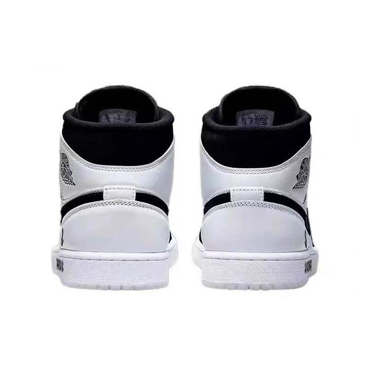 Jordan Air Jordan 1 SE Waxberry Tarepanda, Lazy Panda Comfortable Mid top Vintage Basketball Shoes Men's Black White DH6933-100(Team56-)