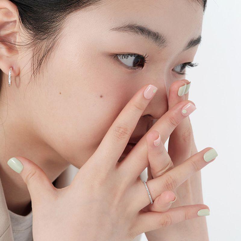 MUZMAK Reusable Nail Tip Leaf (Short Square) single