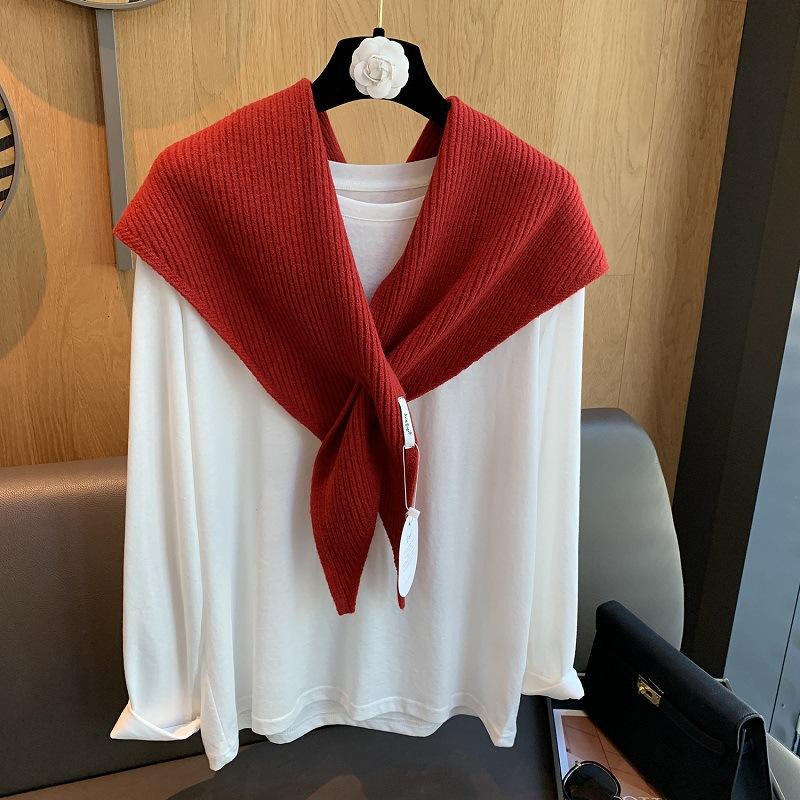  New Fashion Korea Styles Knitted Triangular Scarf Women Winter Warm Headscarf Shawl Sold Color Neckerchief Kerchief Hijab