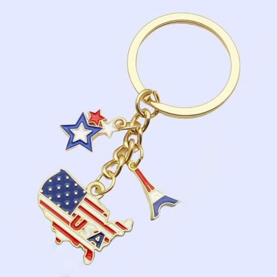 Independence Day Keychain Pendant, Enamel Zinc Alloy Key Holder with USA Letters Stars Hearts Patriotic Design, American Flag Accessory