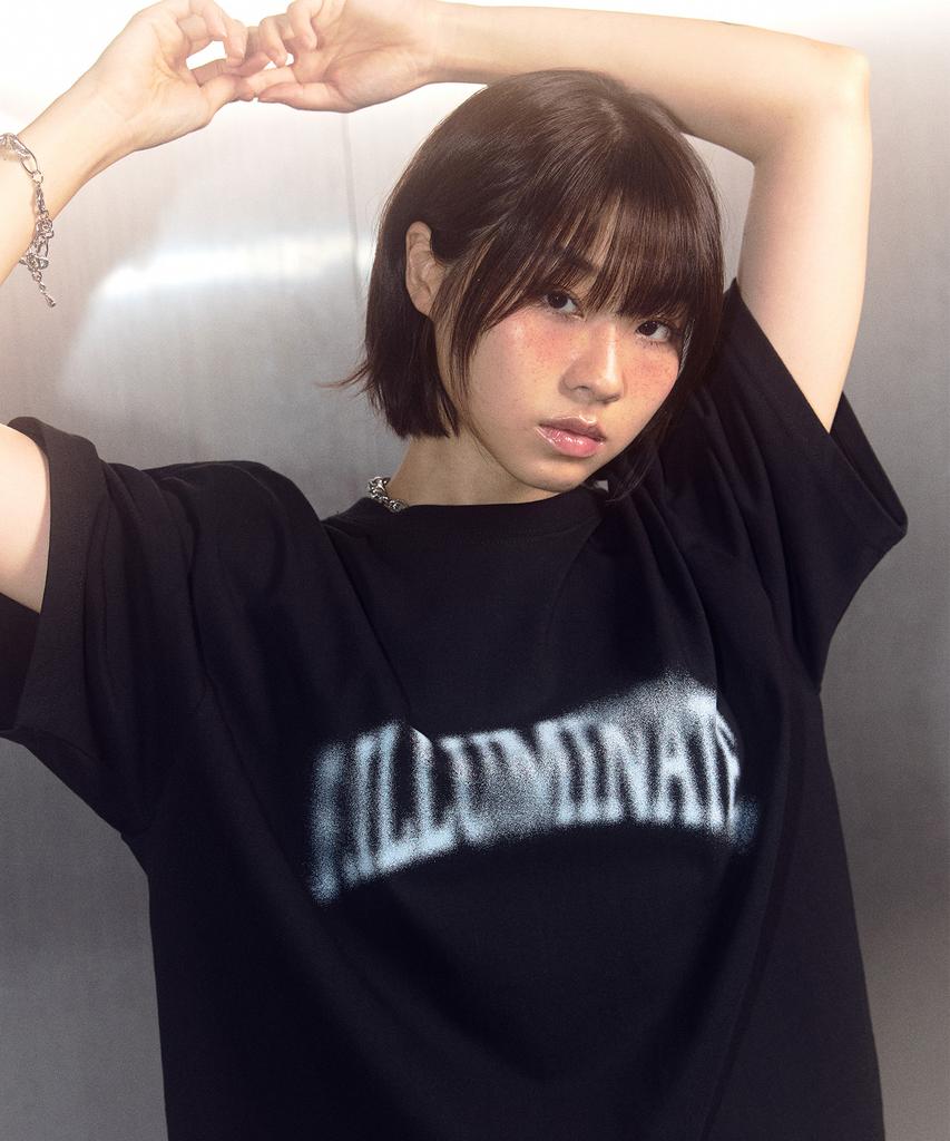 FILLUMINATE Dtp Arch Blur Round T-Shirt - Black